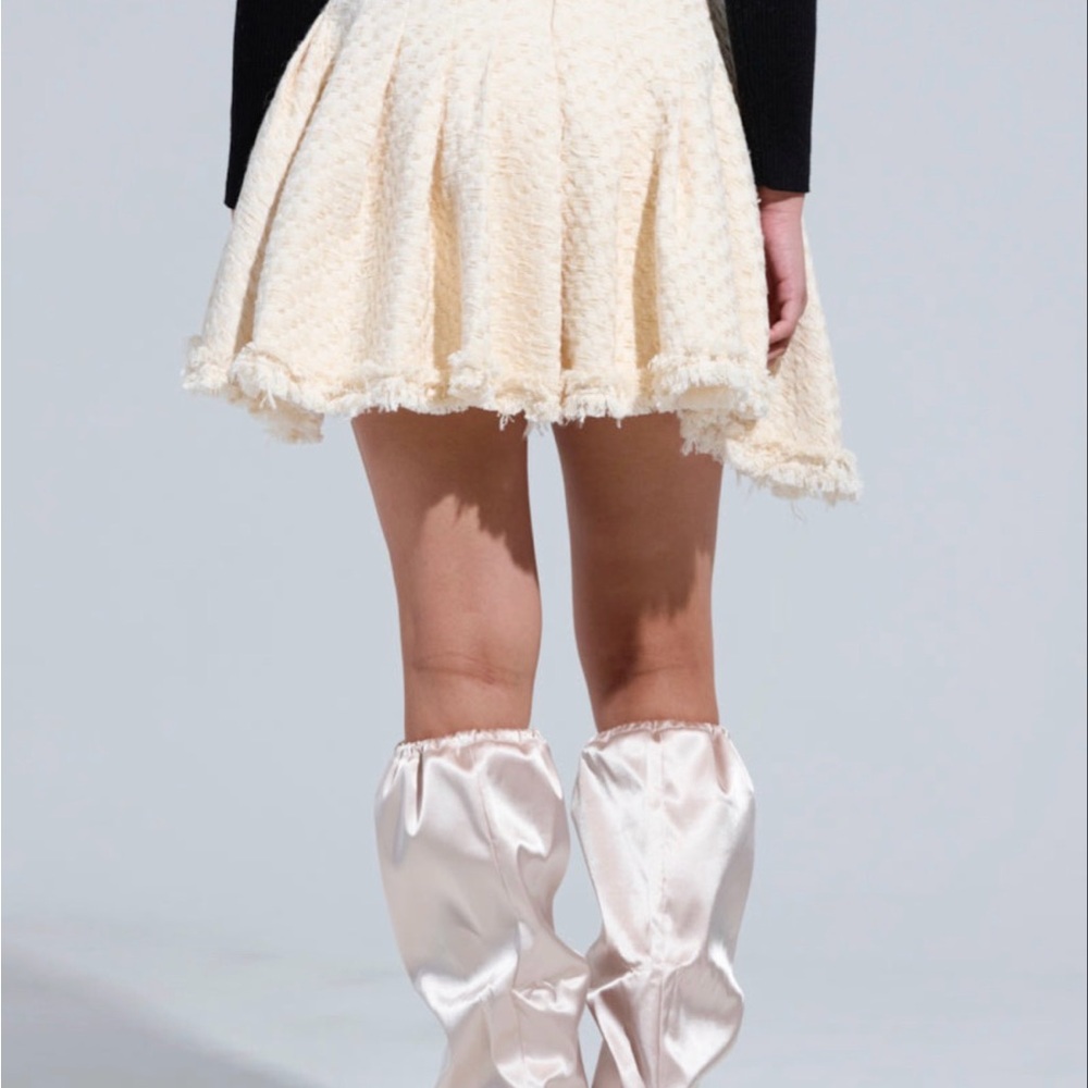 AKIRA Cream Textured Skirt - Picture 3 of 6